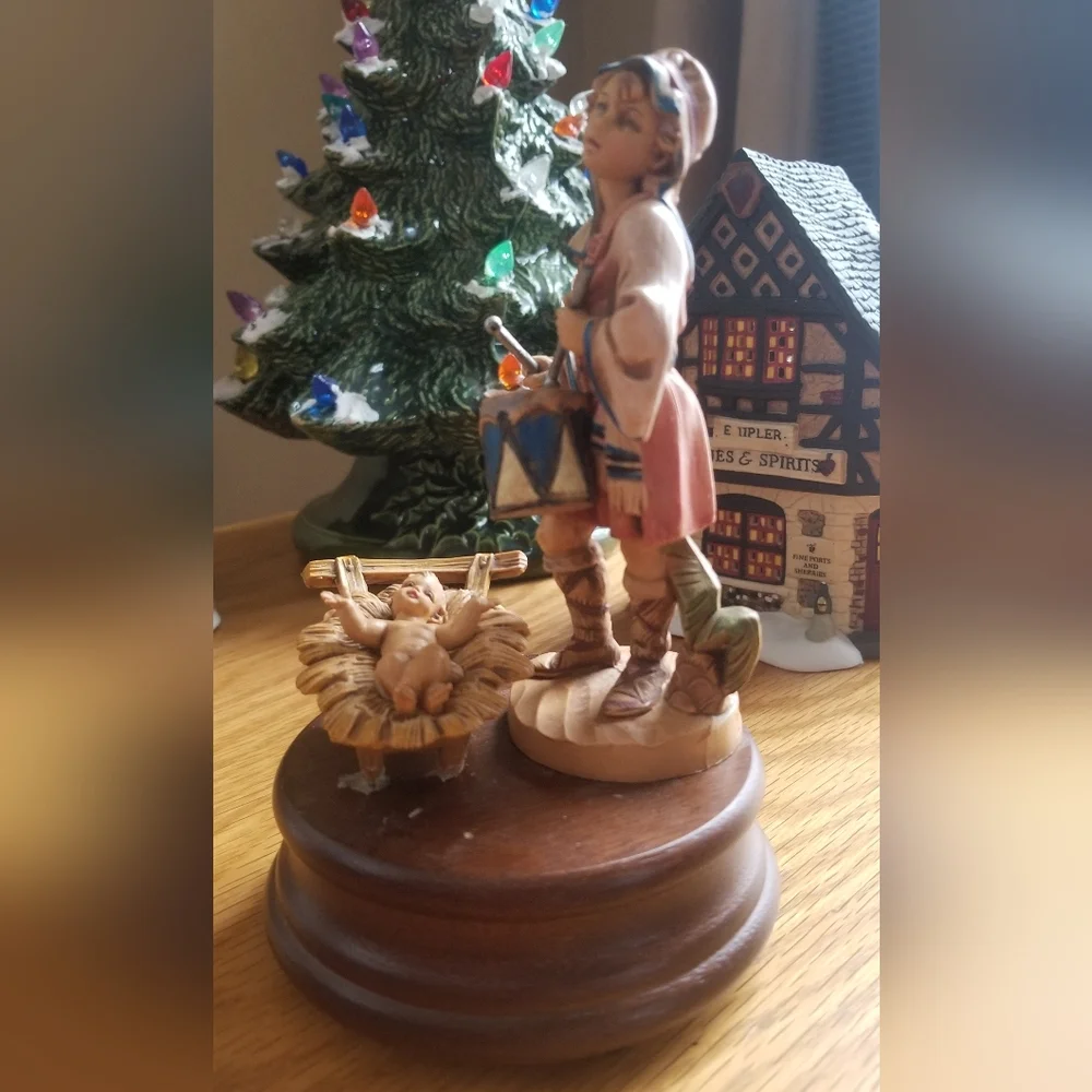 Fontainini Drummer Boy Nativity Figure - Picture 3 of 8